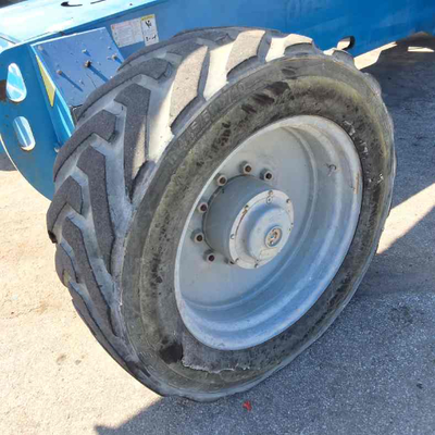 USED 2014 Genie S-125