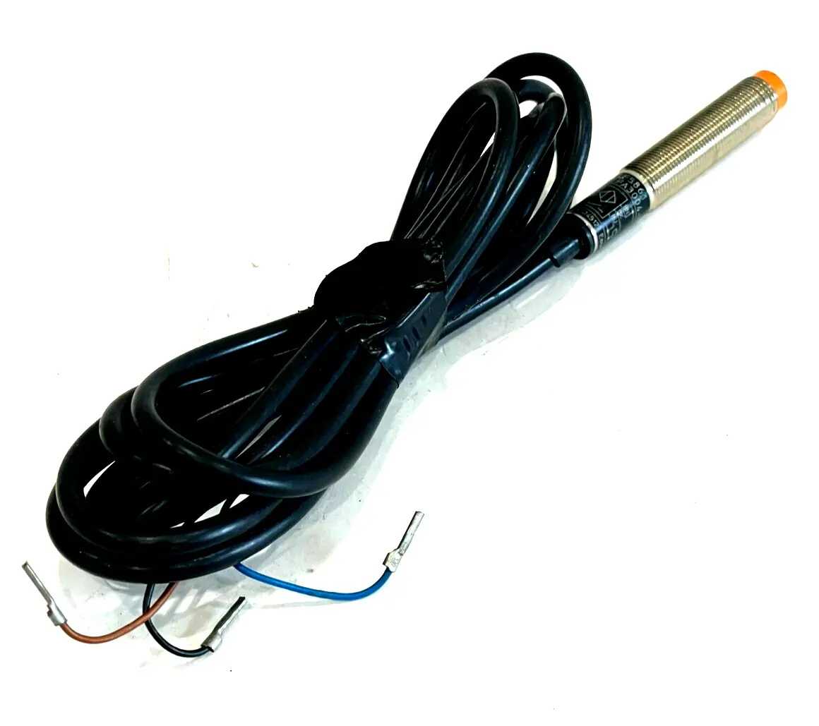 NEW IFM EFECTOR IFA3004-BPKG-IF5861 PROXIMITY SWITCH IFA3004BPKG IF5861