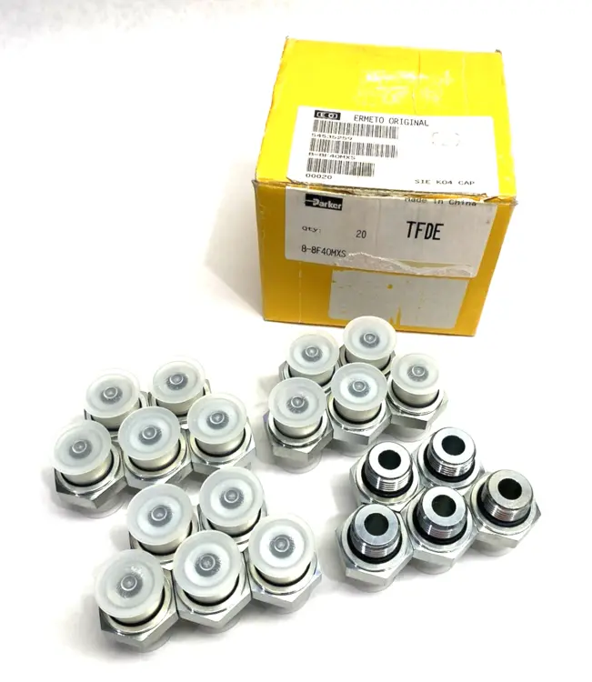 Used PARKER TRIPLE-LOK® 37° FLARE JIC TUBE FITTING STRAIGHT Valves/Fittings | Maverick Industrial Sales #1099525