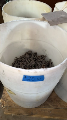 4 barrels of 1/2" Klein Hickey Heads, quantity approx 2533
