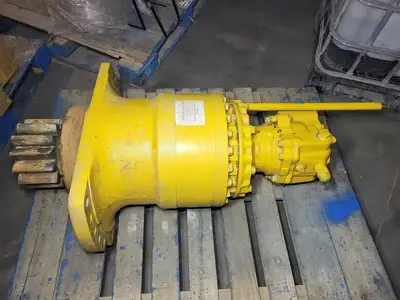 USED KOMATSU 21M-26-00011R