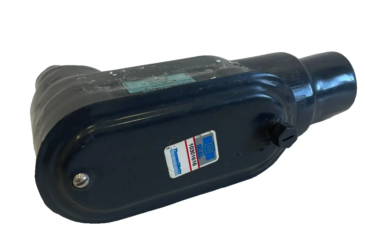 NEW OCAL THOMAS BETTS 10301616 2"CONDUIT BODY PVC COATED