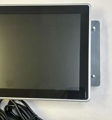 USED AXIOMTEK P6157WPG-AC-US-EU-V2