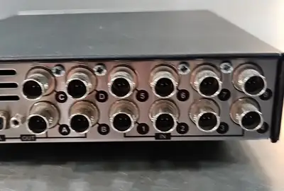 VIDEOSWITCH VI-P14 QUAD VIDEO PROCESSOR & SCREEN SPLITTER VIQ. Loc3B-12