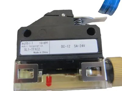 NEW AZBIL SL1-TFXC2-A02 COMPACT LIMIT SWITCH W/CABLE SL1TFXC2A02