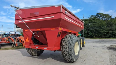 USED E-Z TRAIL 710