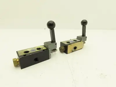 Fabco-Air 18HL-4 4-Way Lever Actuated Pneumatic Air Directional Valve Lot of 2