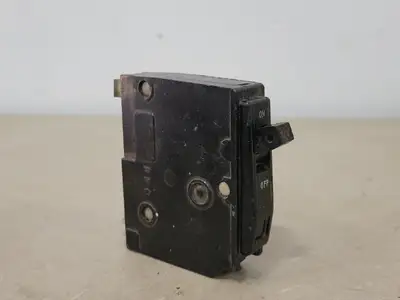 USED SQUARE D QO120