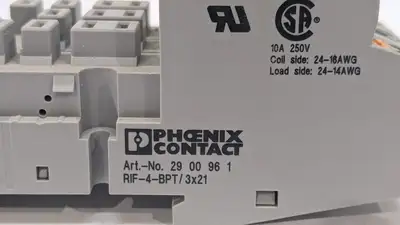 New | in-Stock Turck RIF-4-BPT/3x21,2900961 Terminal Blocks Michigan US | Maverick Industrial Sales #1398608