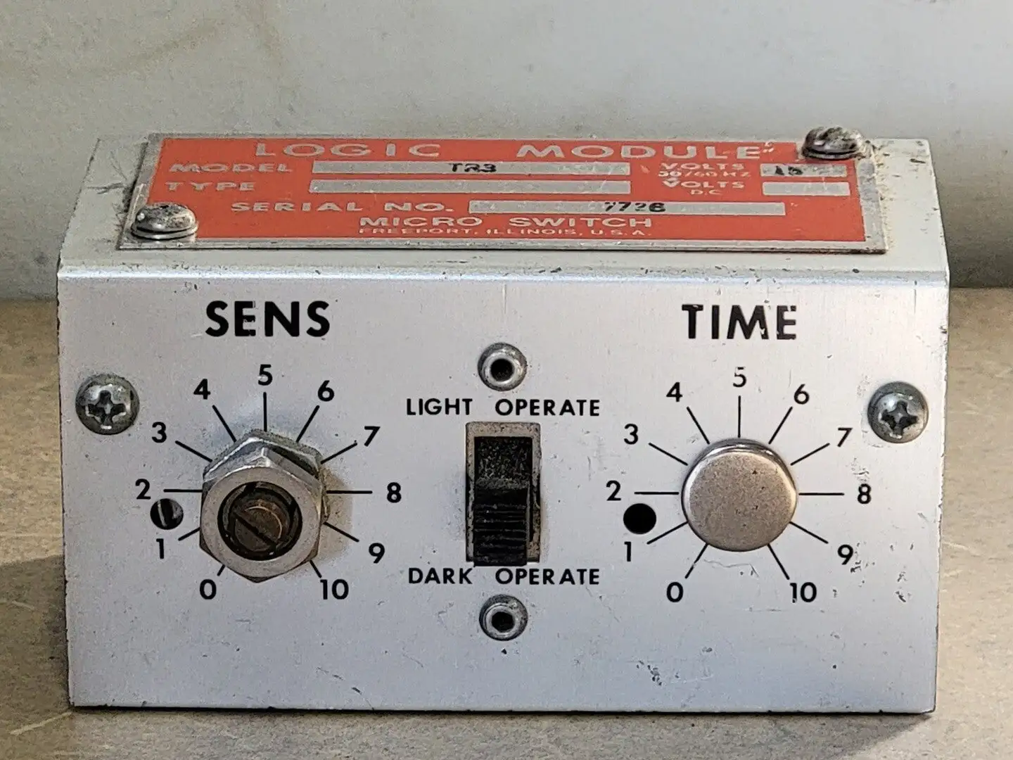 USED MICRO SWITCH TR3