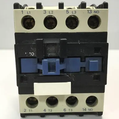 USED TELEMECANIQUE LP1D2510
