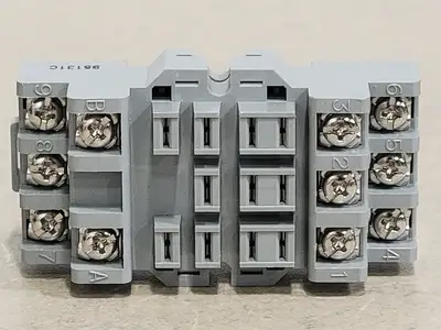 NEW SQUARE D 8501NR82