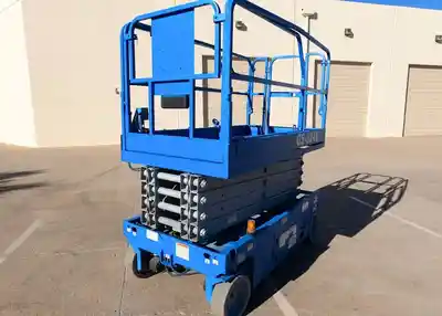 USED 2016 GENIE GS-3246