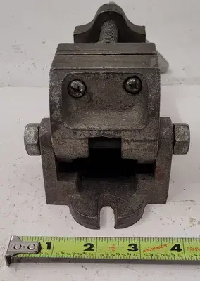 USED PIVOTAL VISE