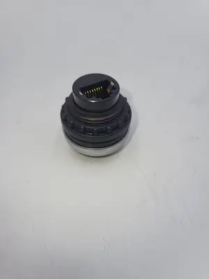 USED LUTZE LUTZE 492076 INDUSTRIAL NETWORK CONNECTIVITY PANEL PASS THROUGH, RJ45  CAT6A