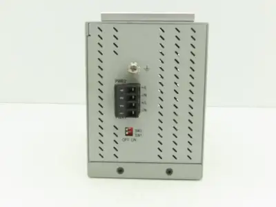 Allen Bradley 1783-US16T Stratix 2000 Unmanaged Ethernet Switch 16-Port Ser B