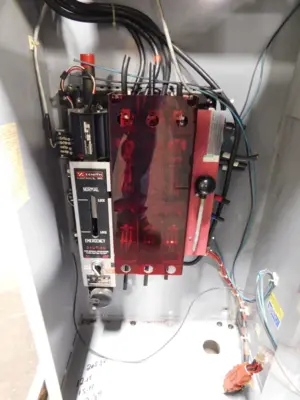 Used Zenith ZTS15E-4AAEHLLTUW-VS Switchgears Ohio US | Equipment Recovery Corp. #1331587