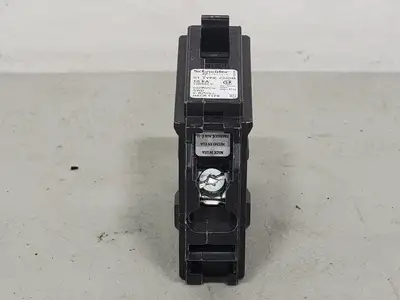 Used SCHNEIDER ELECTRIC CHOM115 Switchgears British Columbia CA | Lenmark #242314