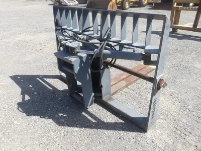 Used 2016 GEHL 807105 Pallet Forks California US | Western Trencher & Equipment, Inc. #1497803