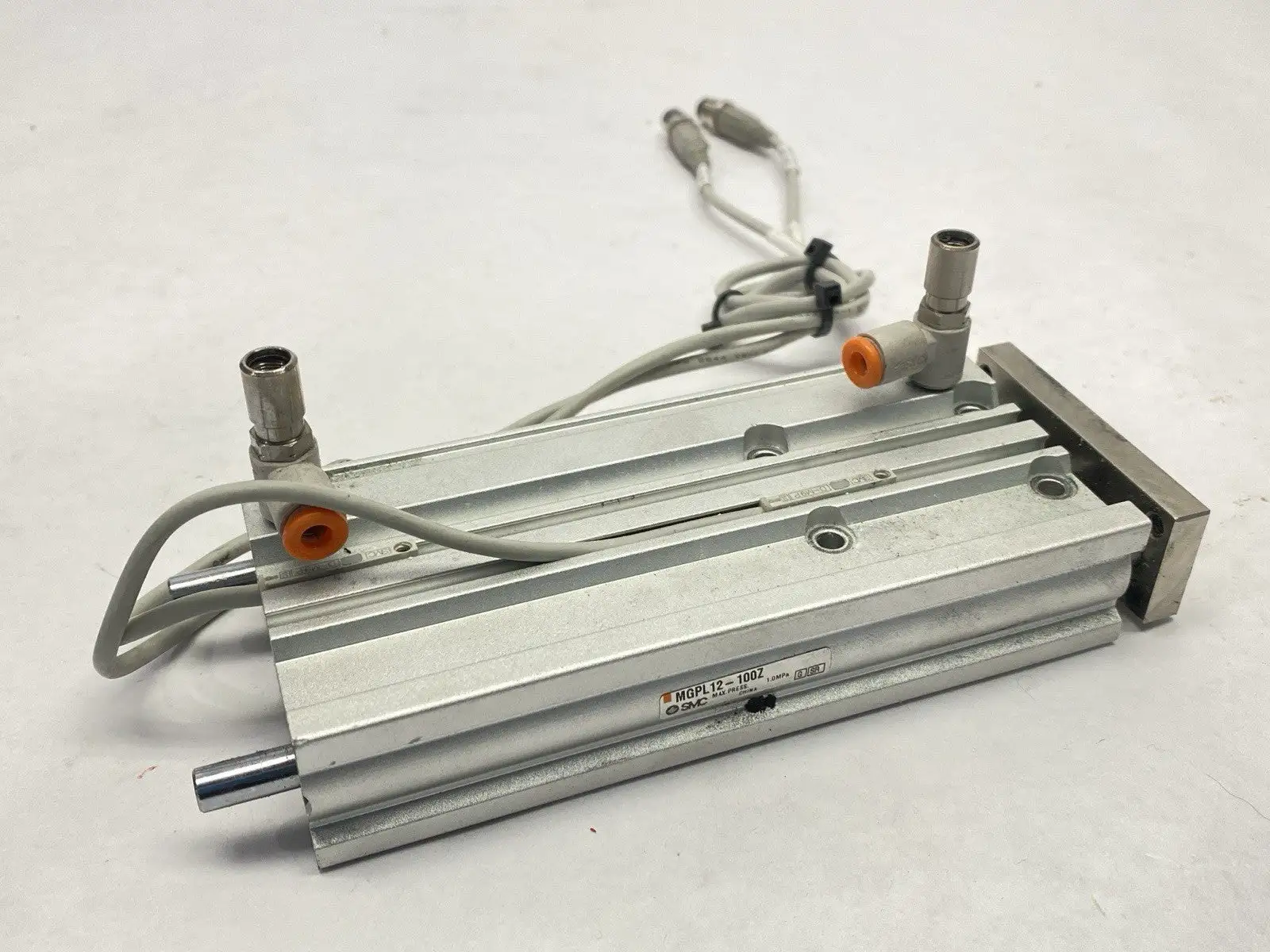 MGPL12-100Z | SMC  Pneumatic Guided Cylinder 12mm Bore 100mm Stroke -  Used