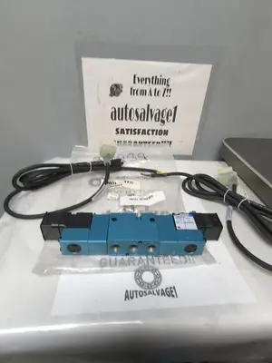New | in-Stock MAC 825C-PM-501JJ-552 Solenoid Valves | Surplus Asset Holdings #1204253