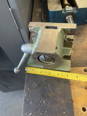 TOOLING ASSORTED Tool Holders | PM Machines (4)