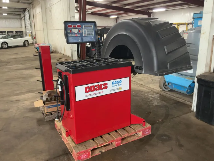Used _UNKNOWN_ _UNKNOWN_ Tire Balancers Michigan US | Miedema Asset Management Group #1415062