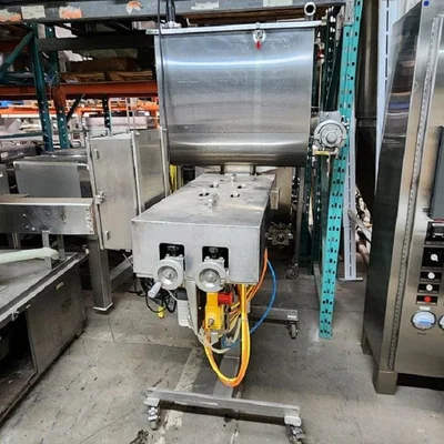 Filler Hinds-Bock, Model 2P-64, dual head piston filler / depositor in stainless steel # 561242