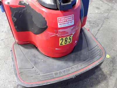 USED THE RAYMOND CORPORATION 8410