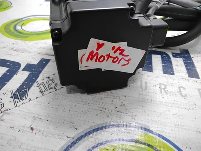 USED YASKAWA SGMAS-08A2A-FJ13