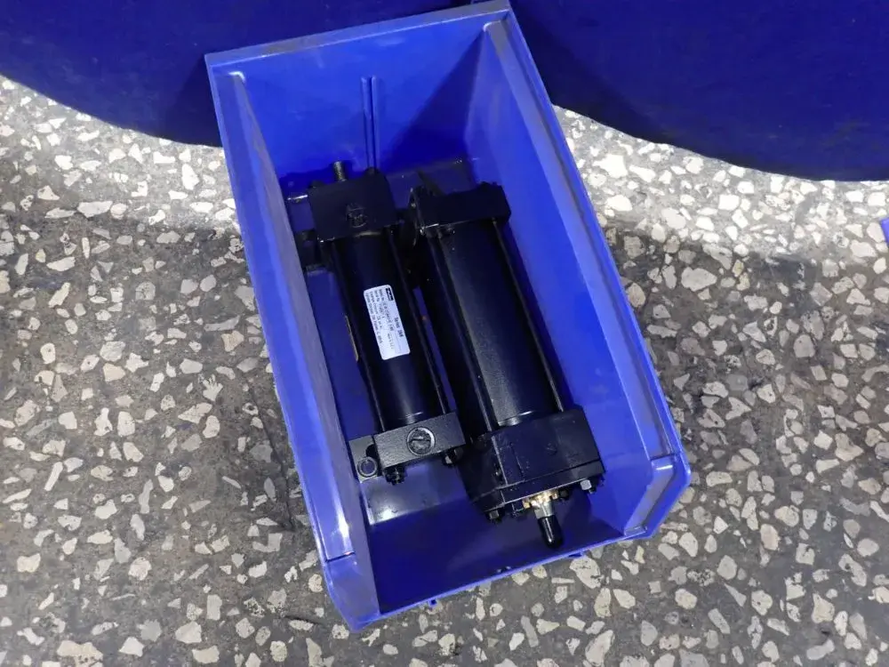 Parker Cylinders
