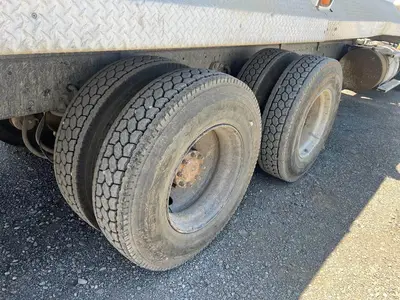 USED 2012 KENWORTH T800