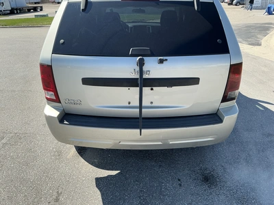 USED 2009 JEEP GRAND CHEROKEE