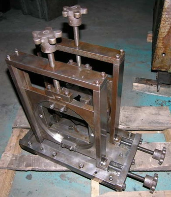 Custom Exit Straightener 2 Head, 3 Axis