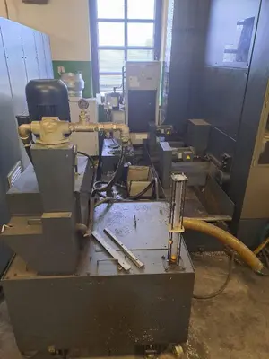 USED 2013 MAKINO F5