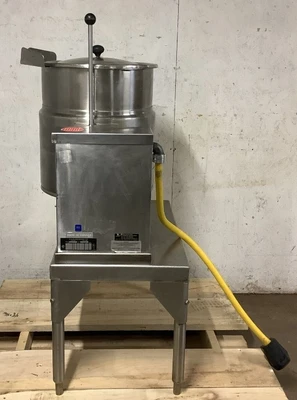 152-0259 Cleveland KET-12T 12 Gallon Electric Tilt Kettle