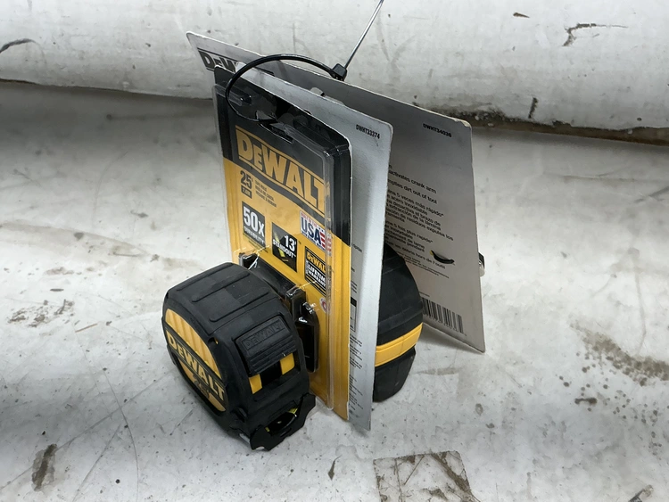 Used DEWALT _UNKNOWN_ Power & Hand Tools (Misc) Michigan US | Miedema Asset Management Group #1186944