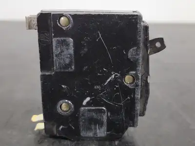 USED SQUARE D QO140