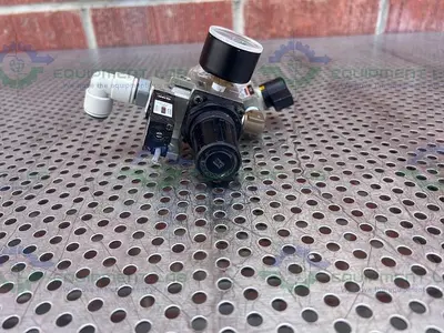 USED SMC AW2000-02 FILTER REGULATOR  W/ SMC VHS2000