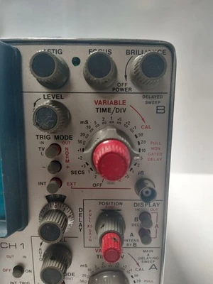 Telequipment D67 Dual Channel Oscilloscope 50MHz CRT Tektronix B072860