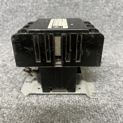 Used GE CR353EE3BAOEF PLC Contactors California US | Davliegogo LLC #1708539