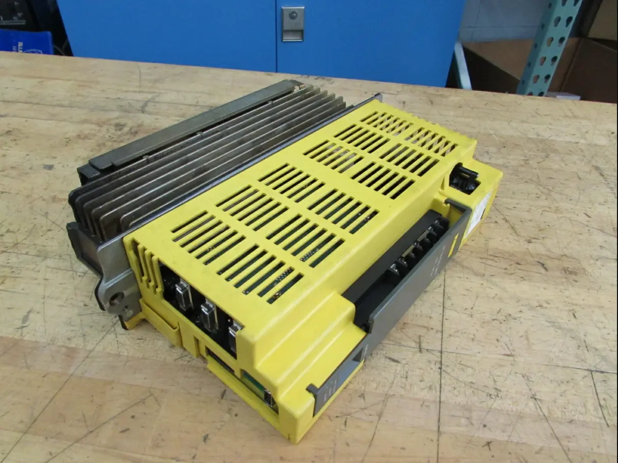USED USED FANUC PARTS AND TOOLING A06B-6090-H004