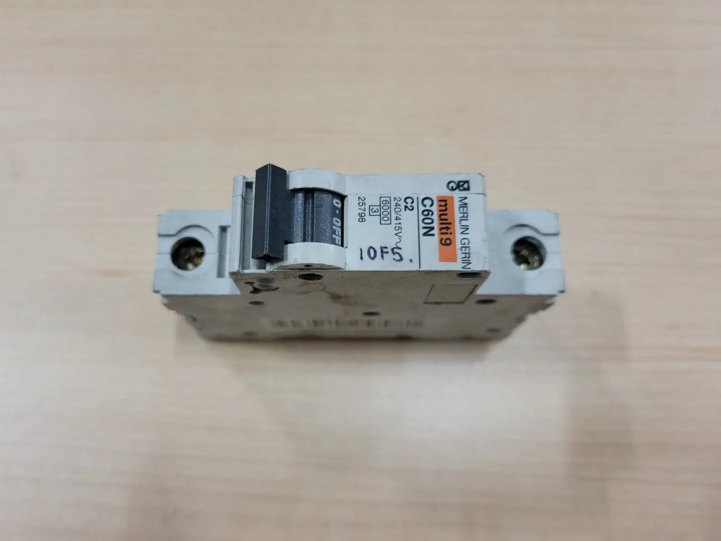 Used MERLIN GERIN C60N-C2 Switchgears British Columbia CA | Lenmark #238849