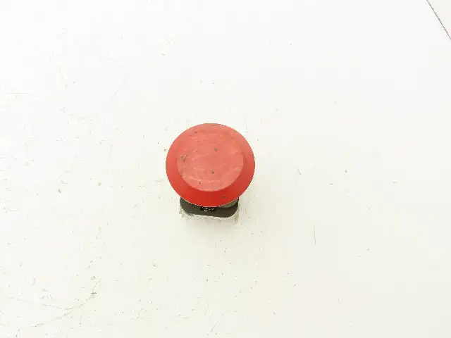 Allen Bradley 800T-FXA5 Red Mushroom Push/Pull E-Stop Button 30mm