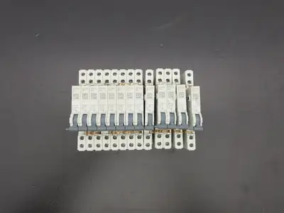 Siemens 5ST3010 Sentron Miniature Circuit Breaker Auxiliary Switch Lot of 13