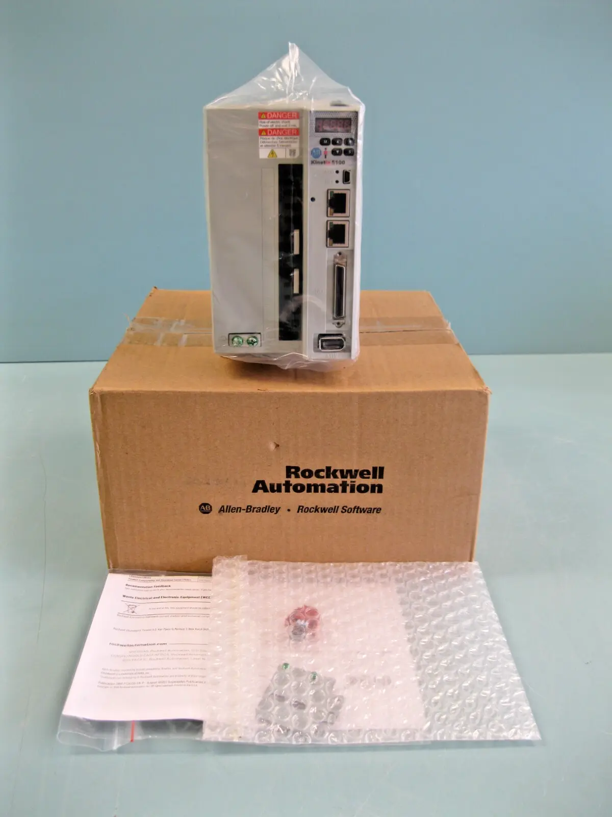 NEW Allen-Bradley 2198-E4004-ERS