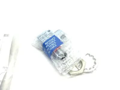 New | in-Stock KEYENCE Self-Contained Retro-reflective Sensor M12 Connector 4.2 m Photoelectric Sensors Michigan US | Maverick Industrial Sales #1395133
