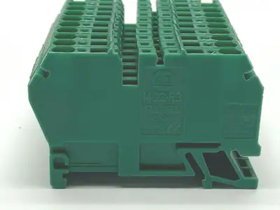 1492-R3 | Allen Bradley  Green Terminal Block LOT OF 10 - Used