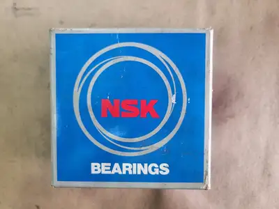 NEW SKF UC212-35S