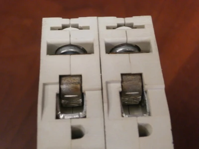 USED Allen-Bradley 1492-SP1C030-N